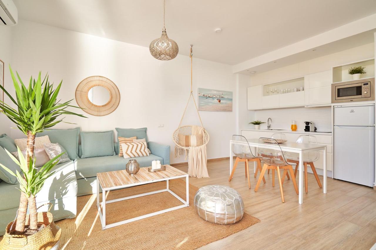 Sunset Beach Charming Apartment With Jacuzzi توريمولينوس المظهر الخارجي الصورة