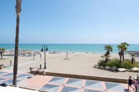 Sunset Beach Charming Apartment With Jacuzzi توريمولينوس المظهر الخارجي الصورة